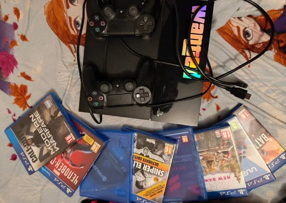 PS4 PRO
