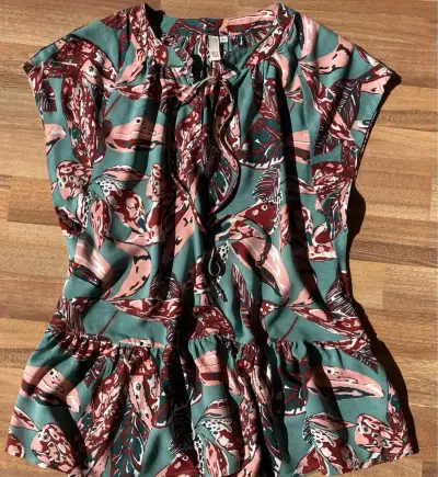 Letní top vel.M/L