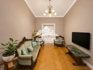 Pronájem bytu 2+1, 70 m² – Senovážné náměstí, Praha 1