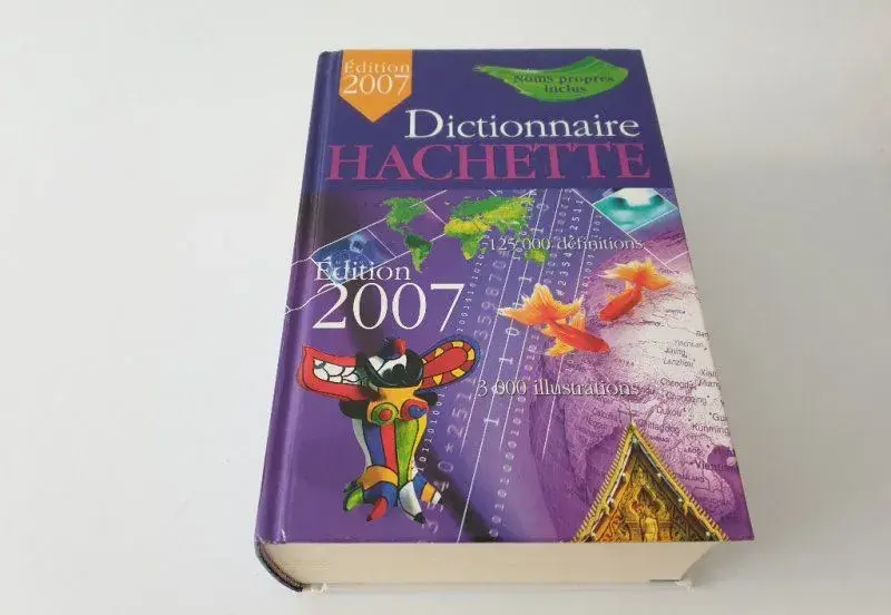 Dictionnaire Hachette - francouzský výkladový slovník