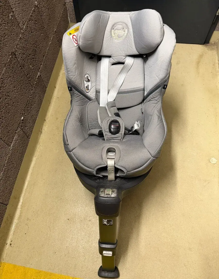 Autosedačka Cybex Sirona S i-Size Soho Grey 2020