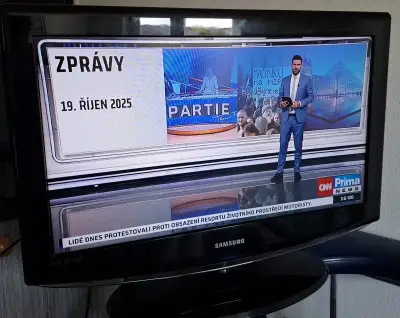 Funkční tv včetně ovladače