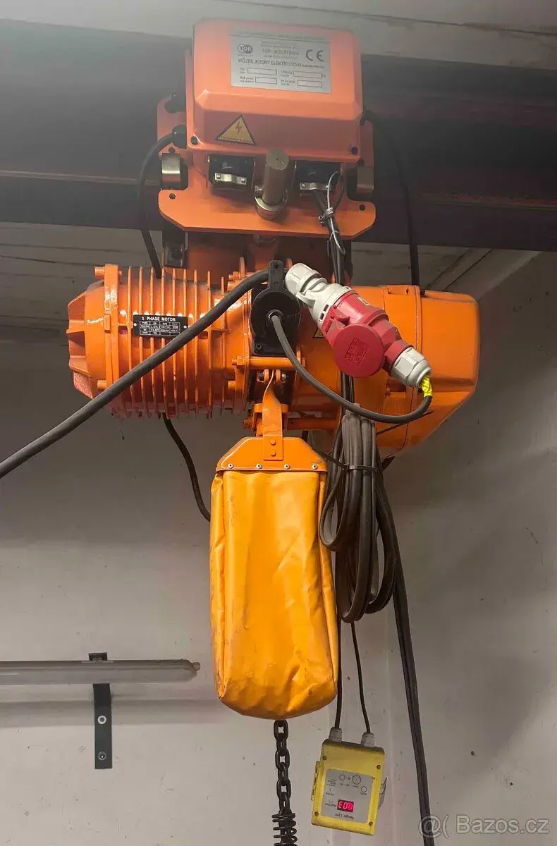 Elektrický řetězový kladkostroj typ HHBD 01-01T vč.vozíku