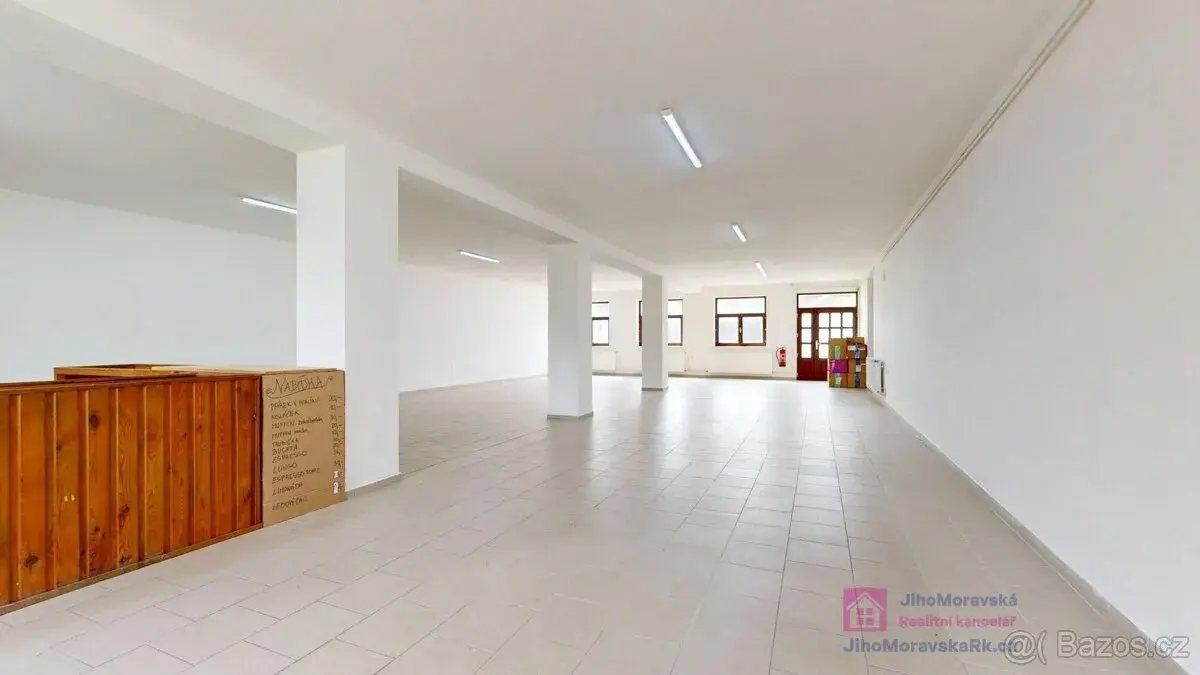 Pronájem obchodního prostoru, 144 m2, Zahradní, Rakvice