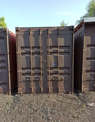 sklad 28 m2 (lodní kontejner vel. 40´ HC)