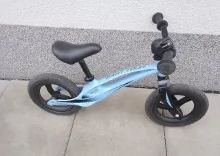 Dětské odrážedlo Lionelo Bart Tour