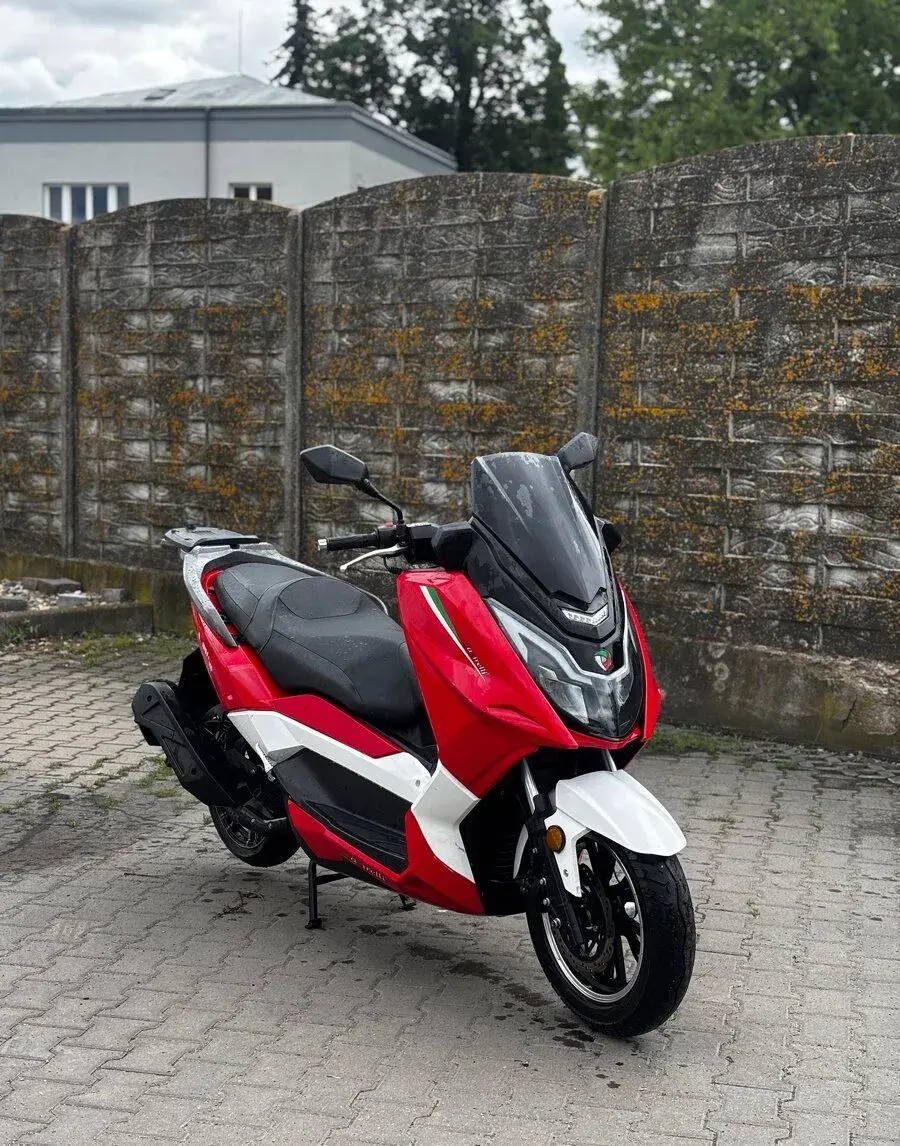 🛵 Capirelli Maximus 125 – připravený na sezónu