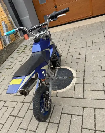 minicross