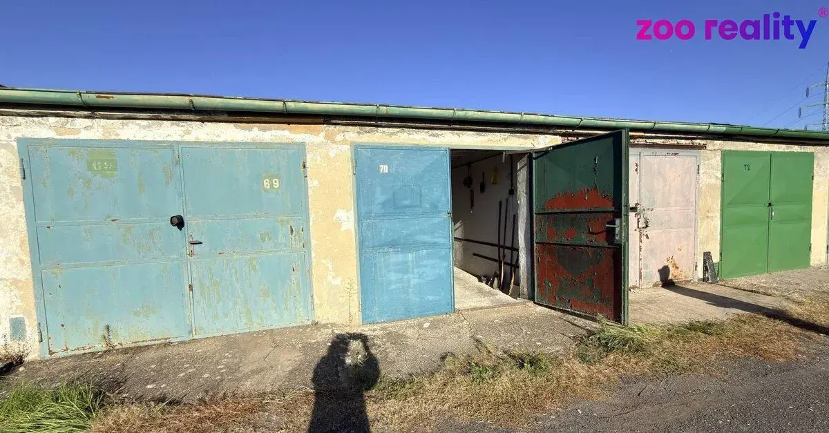 Pronájem, Garáž, 20 m2, Chomutov, Beethovenova ul.