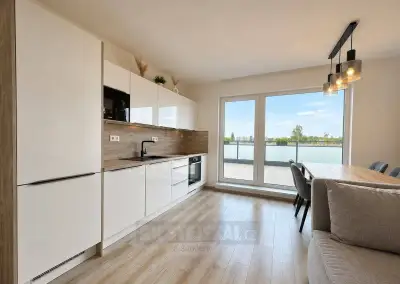 Pronájem bytu 2+kk s prostornou terasou (124 m²) – Rezidence