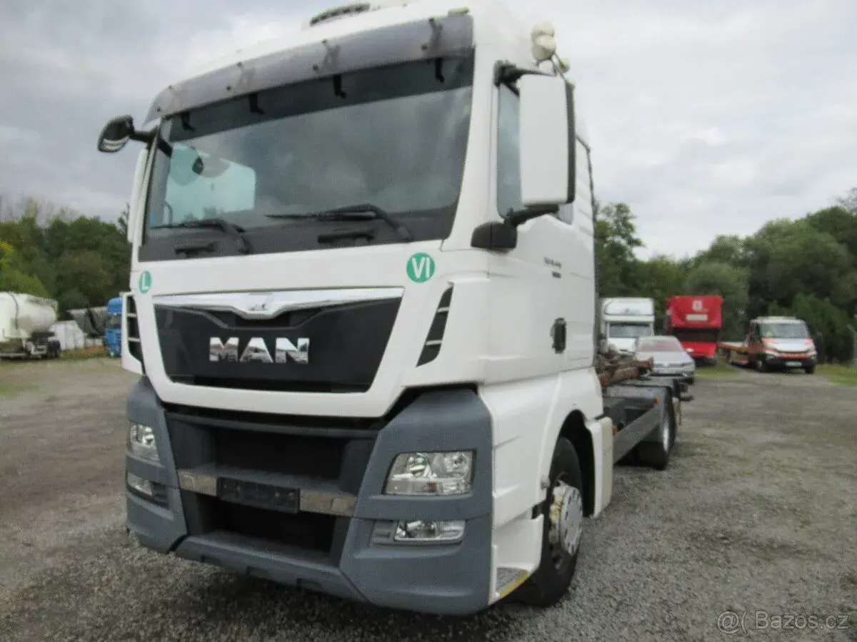 MAN TGX 24.400 6x2 nosič kontejnerů