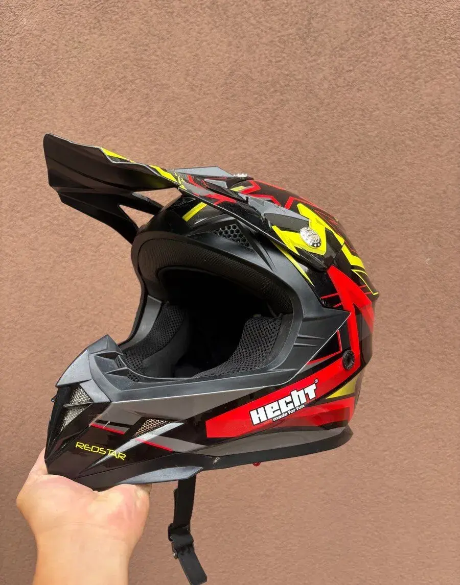 Motokrosová helma
