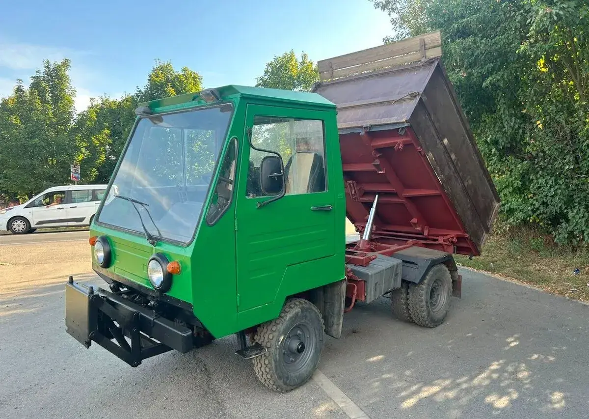TŘÍSTRANNÁ SKLÁPĚCÍ MULTIKÁRA M25