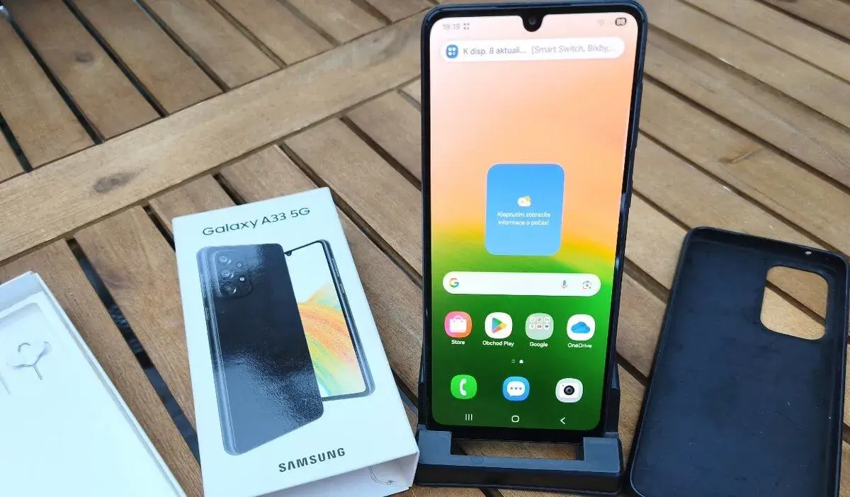 Samsung Galaxy A33 5G (6GB/128GB) – Kompletní balení, obal,
