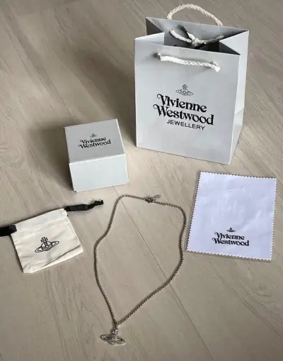 Nový Vivienne Westwood strieborný náhrdelník