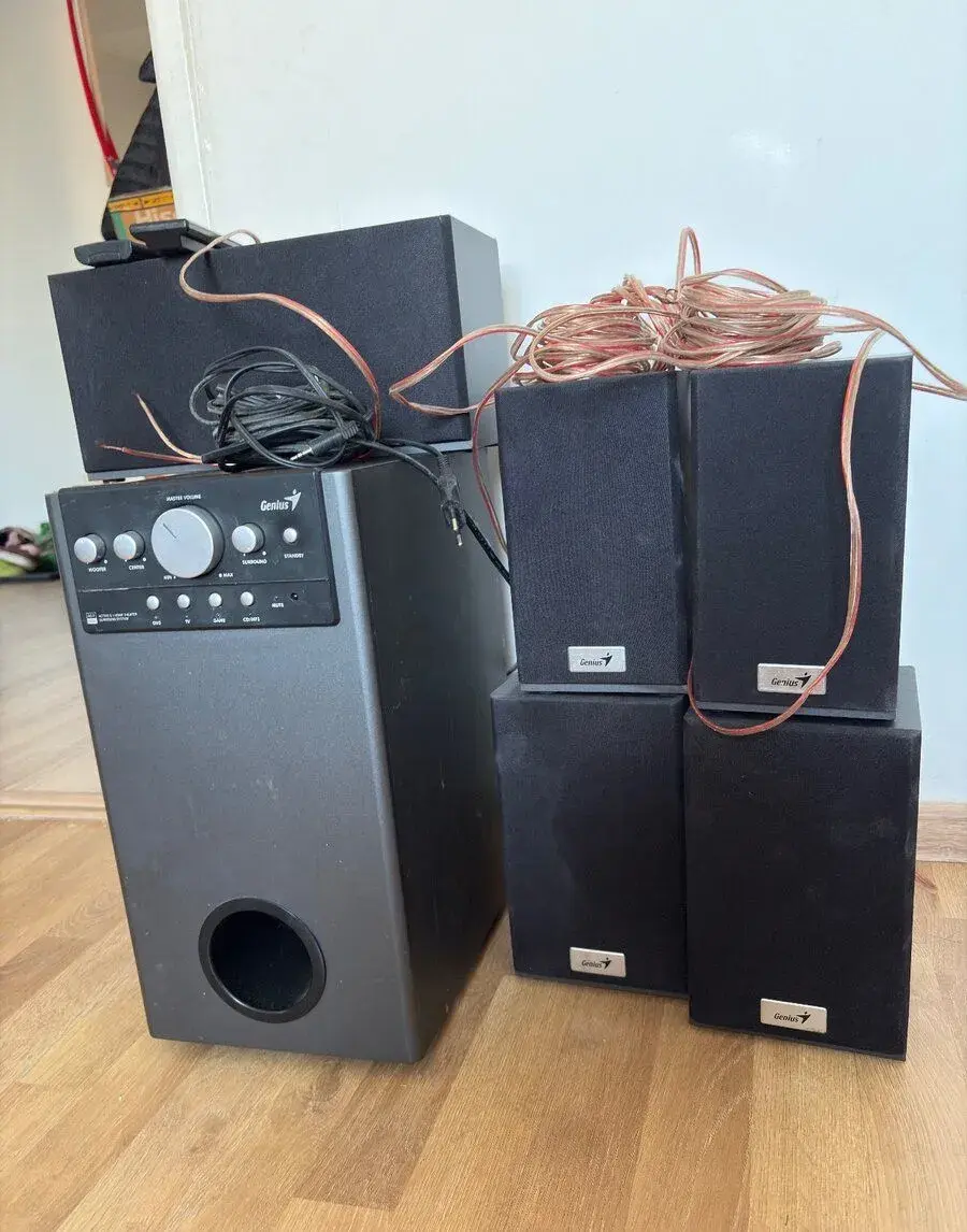 Genius SW-HF 5.1 (řada 5000 / 5005 v černém provedení)