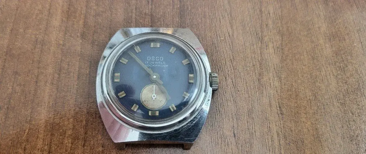 Mechanické hodinky OSCO