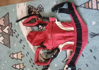 Nosítko Manduca, vínová + softshell pláštěnka