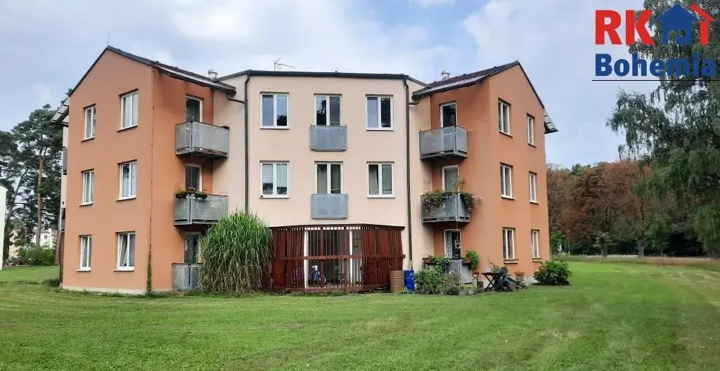 Pronájem bytu 2+kk, Luštěnice, ul. Lesní