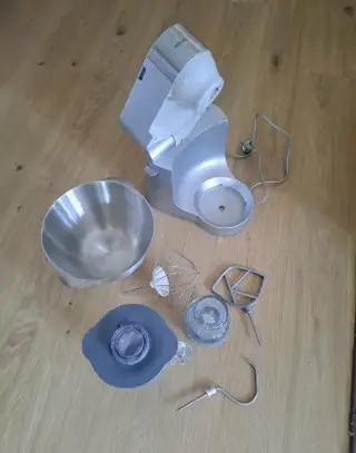 Kuchyňský robot Kenwood
