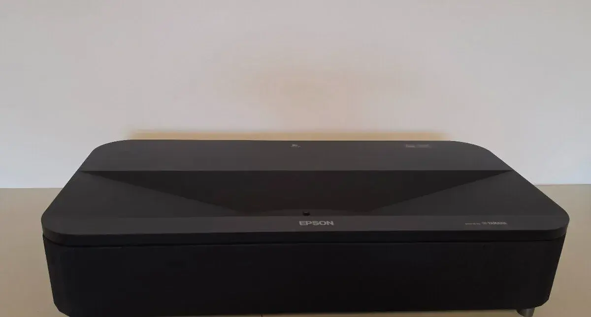 Laserový projektor Epson EH-LS800B