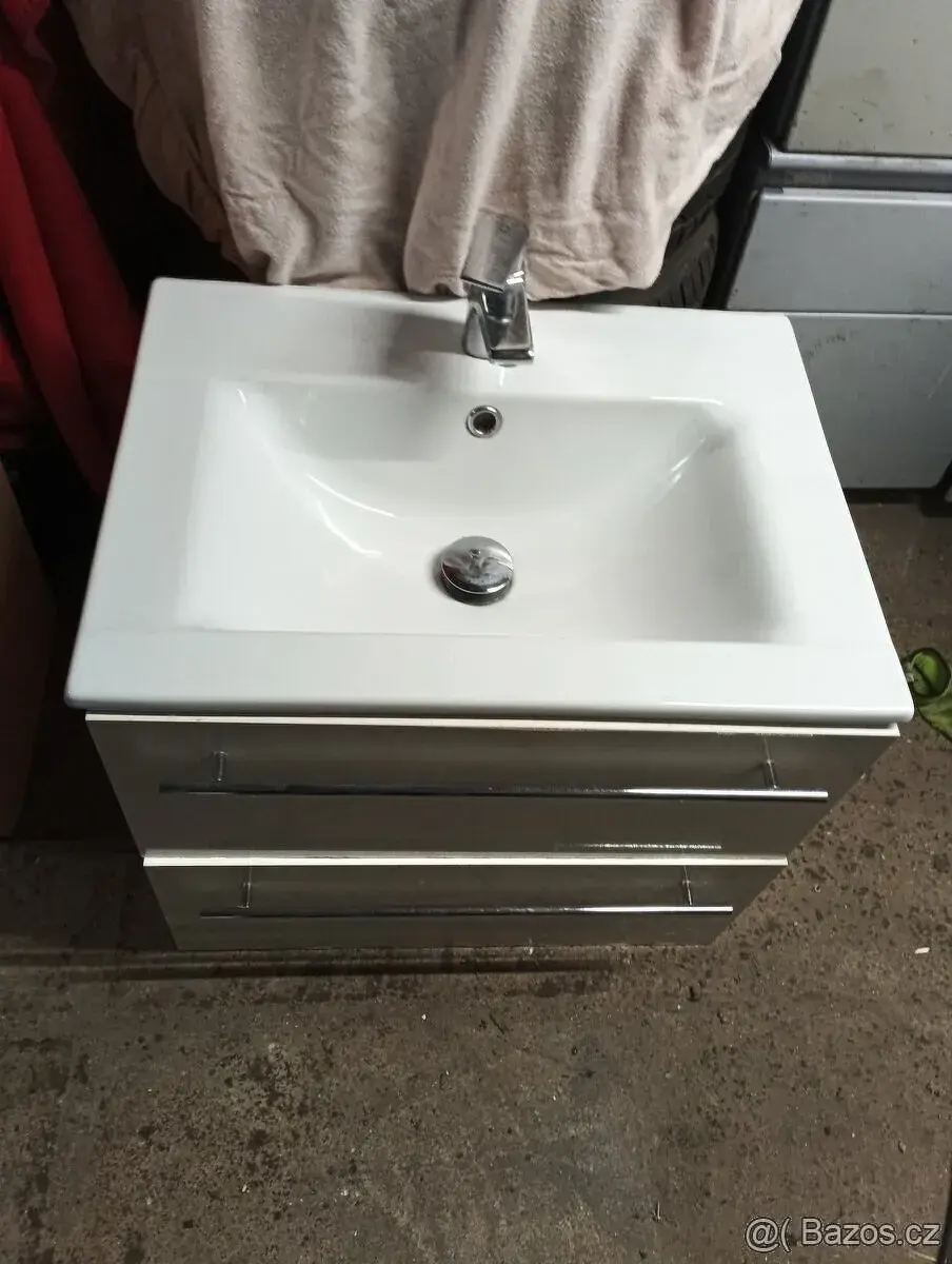 umyvadlo+WC