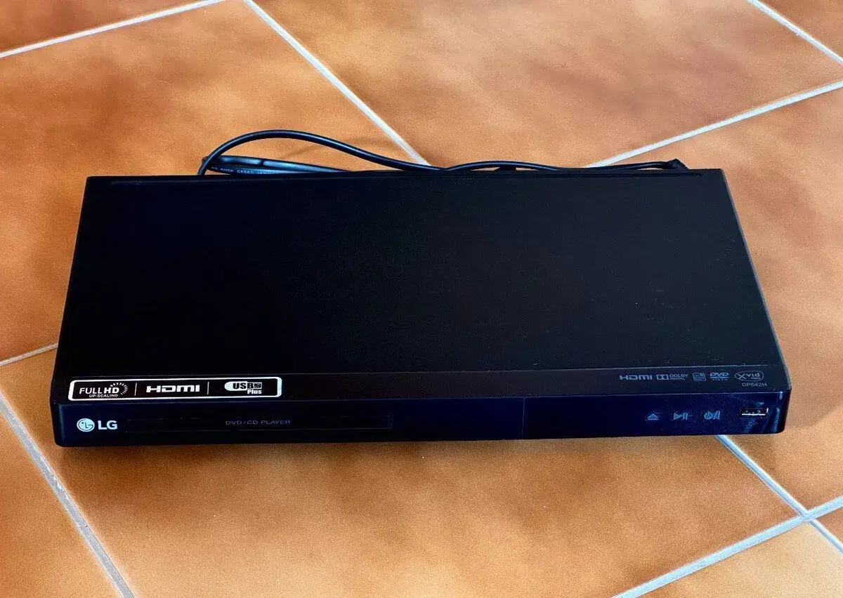 DVD přehrávač LG DP542H