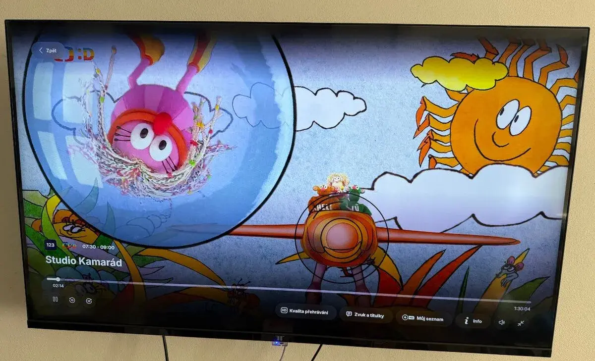 Zánovní 4K 43" TV/monitor TESLA