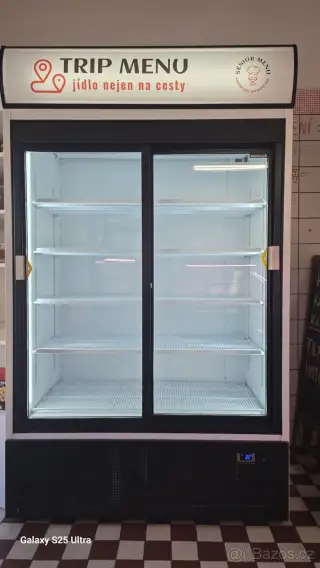 Cladící vitrína TEFCOLD FSC1200S