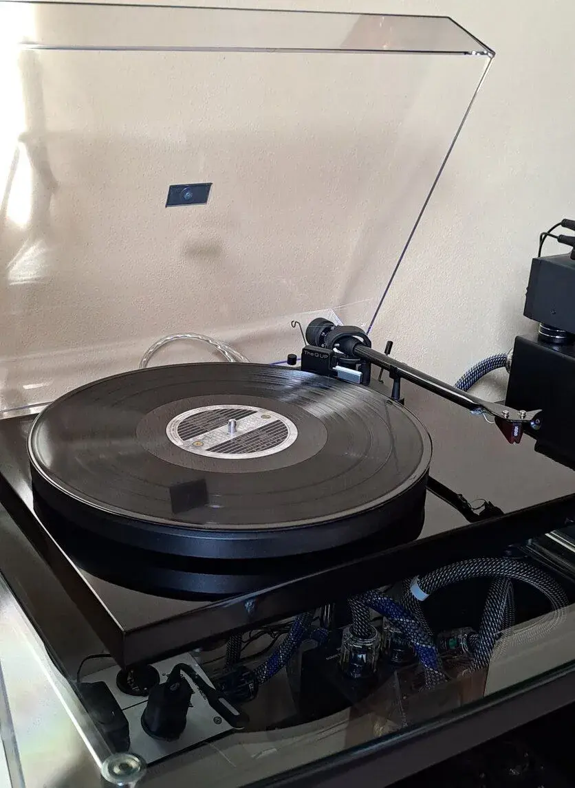 gramofon Pro-Ject