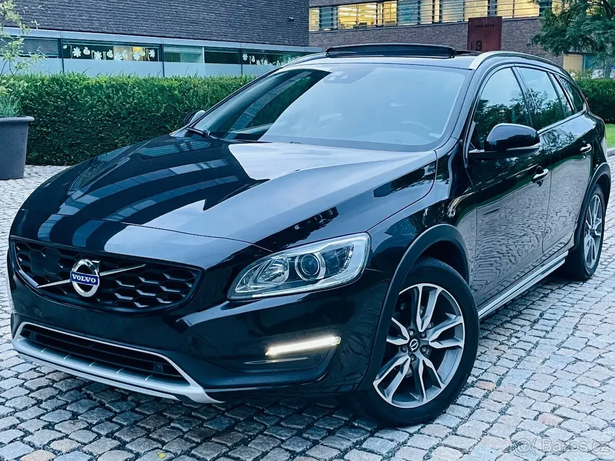 Volvo V60 – 2017, 167 206 km