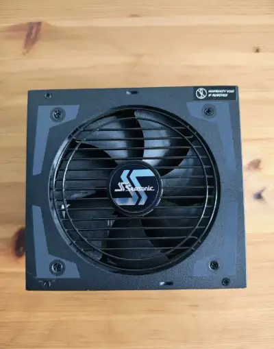 PC zdroj Seasonic SSR-650PX ZÁRUKA DO 5/2028