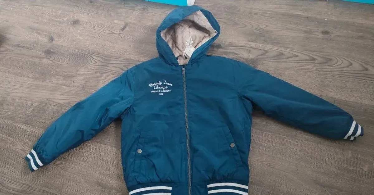 NOVÁ Zimní tenčí bomber bunda zn. Reserved, vel. 146