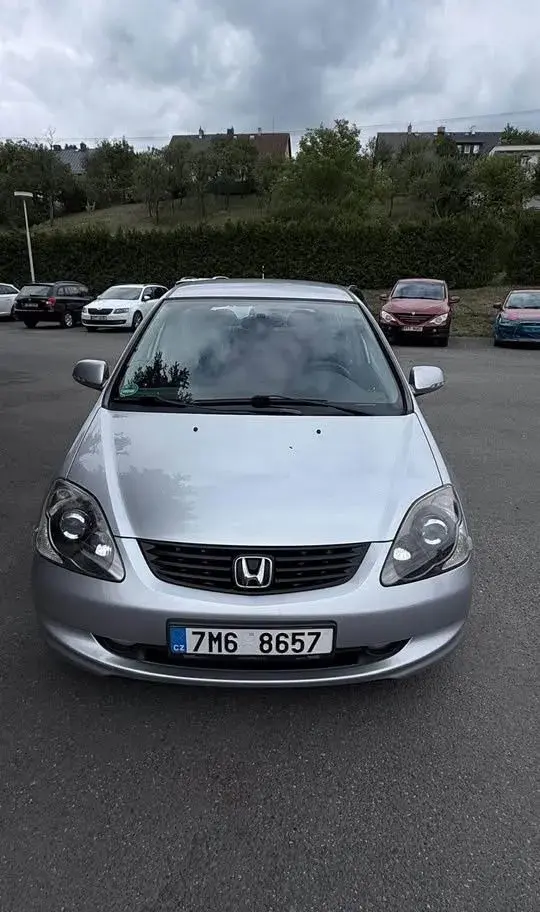 Honda Civic – 172 000 km