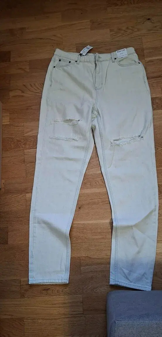 nové rifle vel. 44 + halenka zdarma