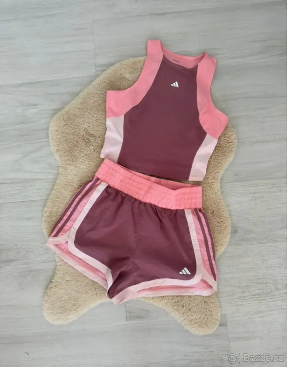 Nádherný sportovní set Adidas