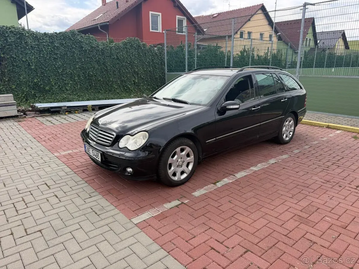 Mercedes-Benz C – 2005, 370 000 km