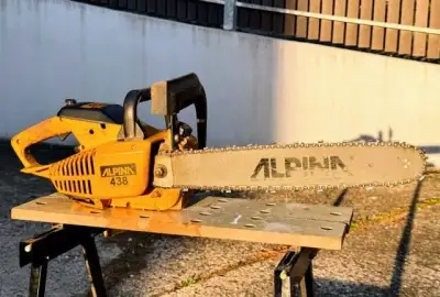 Motorová pila Alpina 438