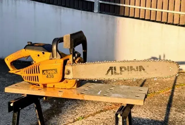 Motorová pila Alpina 438