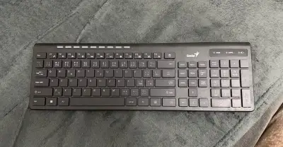 Klávesnice Genius SlimStar 7230