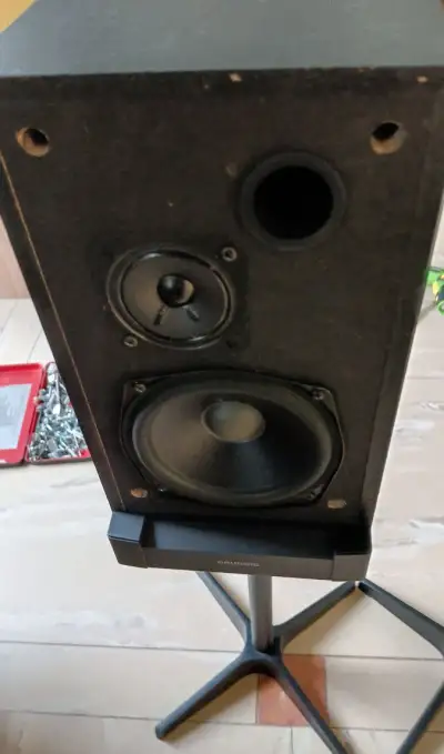 Reproduktory Zn.Grundig MBX220