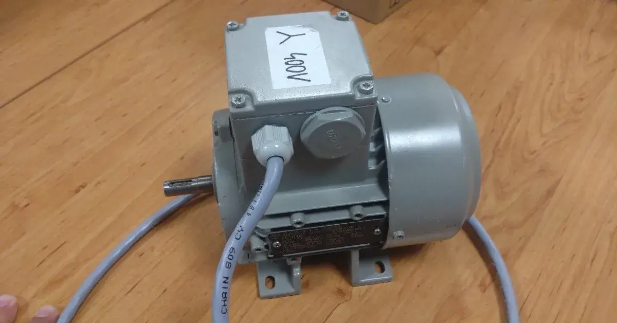 ELEKTROMOTOR MEZ 180W 3 FÁZE 2800ot.