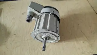 Elektromotor