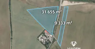 Pole 71 392 m², Podíl 25 % o výměře 17 848 m²