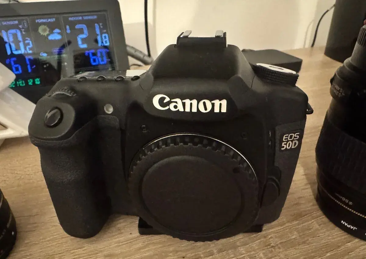 Po malíři, fotil obrazy. Popis produktu Canon E