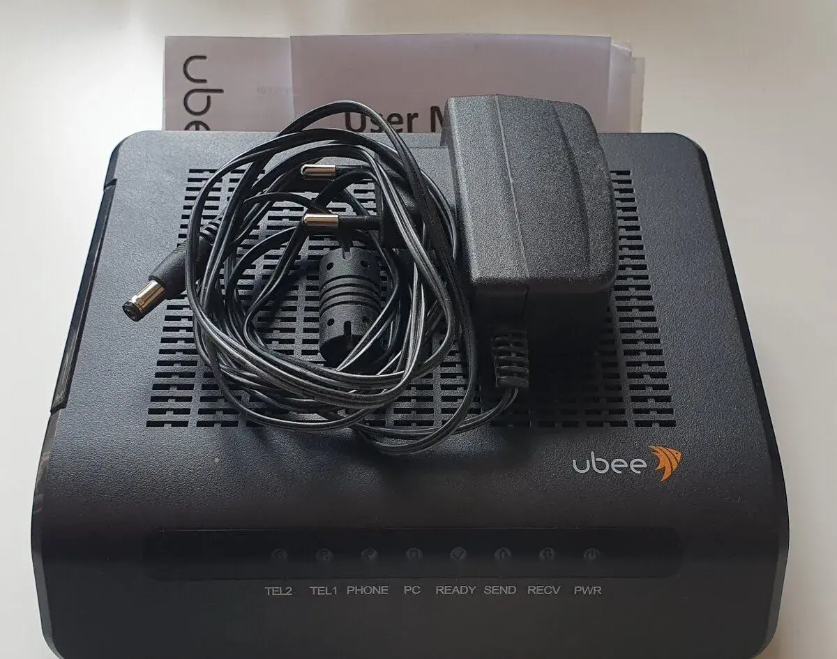 Kabelový modem Ubee EVM3230