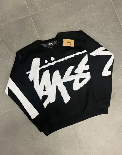 Svetr Stüssy Velikost M