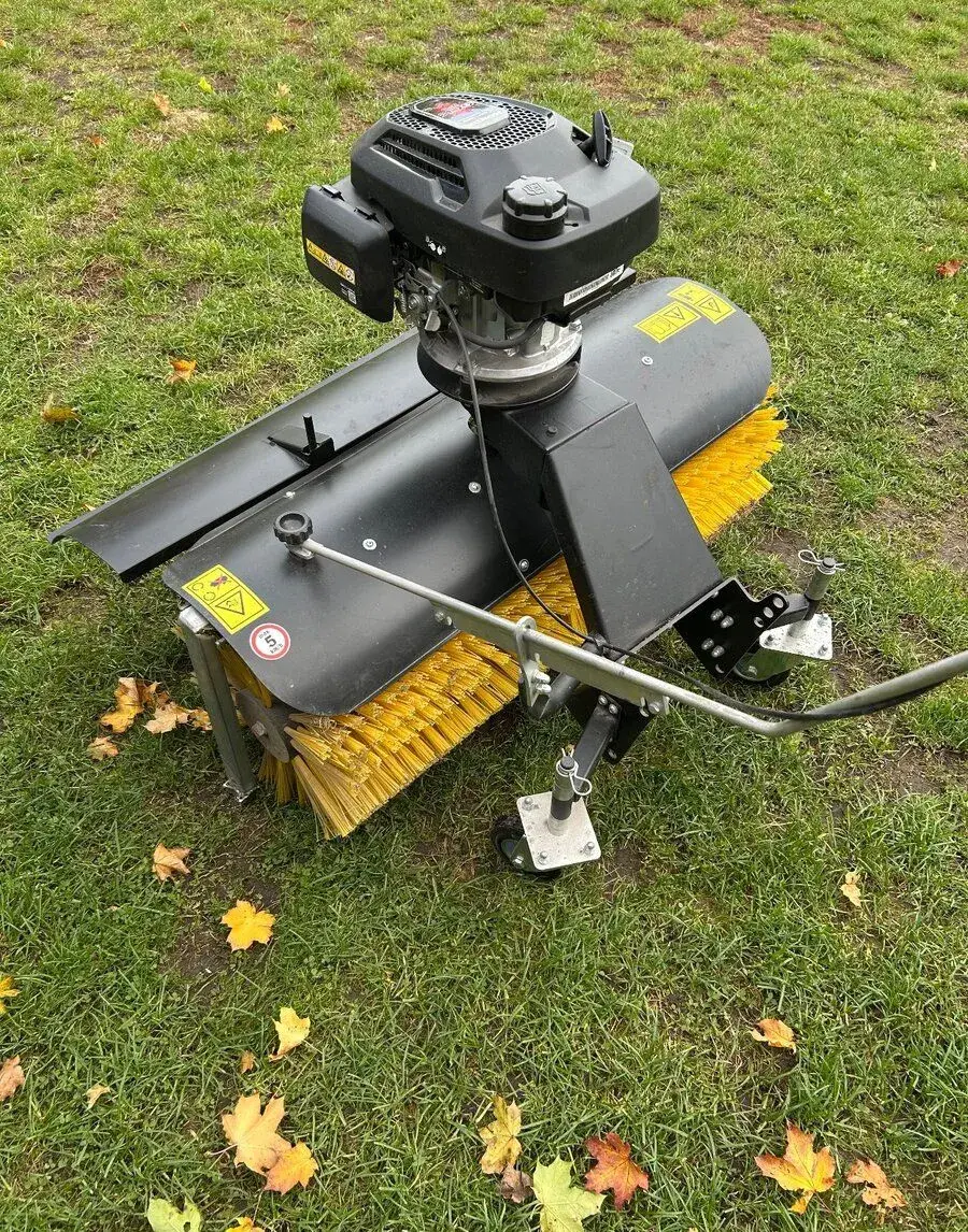 Zametací kartáč MK 110