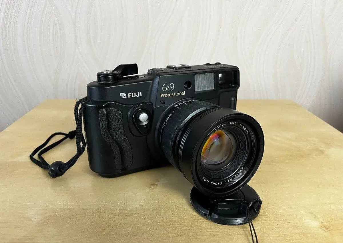 Fuji GW 690 III - Texas Leica