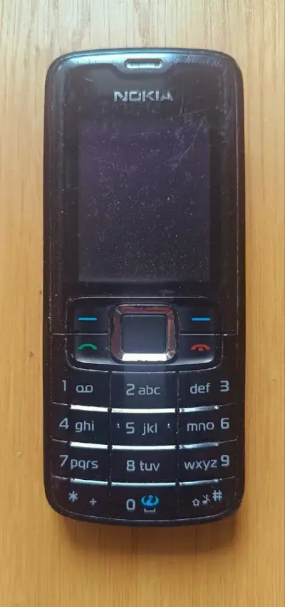 Mobilní telefon Nokia 3110 classic